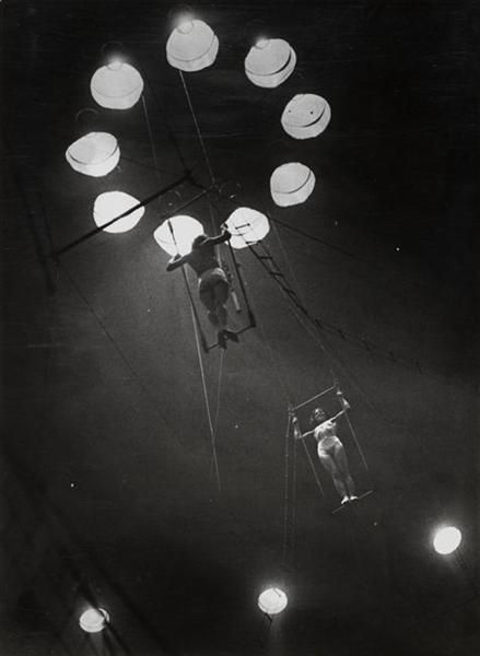 Brassai's Contemporary Photography - Au cirque medrano 1932