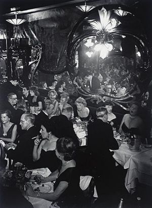 Contemporary Photography - Moulin rouge paris 1937