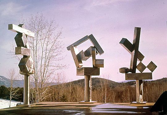 David Smith's Contemporary Sculpture - 3 cubis 1964