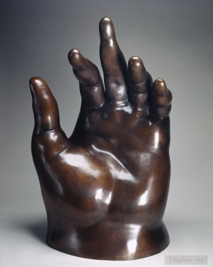 Fernando Botero's Contemporary Sculpture - Hand 2
