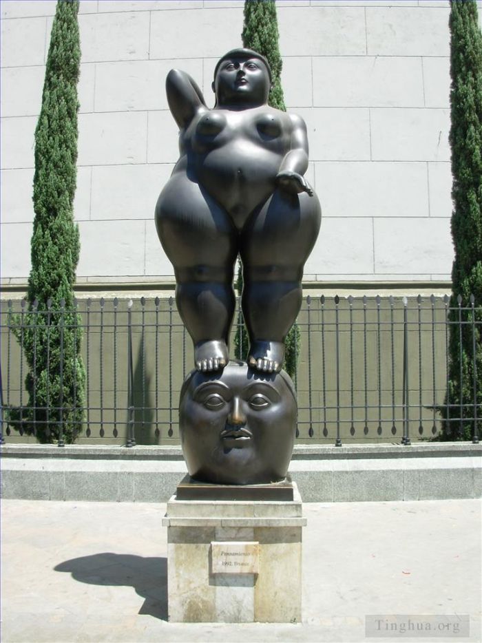 Fernando Botero's Contemporary Sculpture - Statue