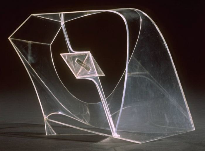 Naum Gabo's Contemporary Sculpture - Construction in space with crystalline centre 1940