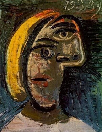 Pablo Picasso's Contemporary Oil Painting - Tete de femme aux cheveux blonds Marie Therese Walter 1939