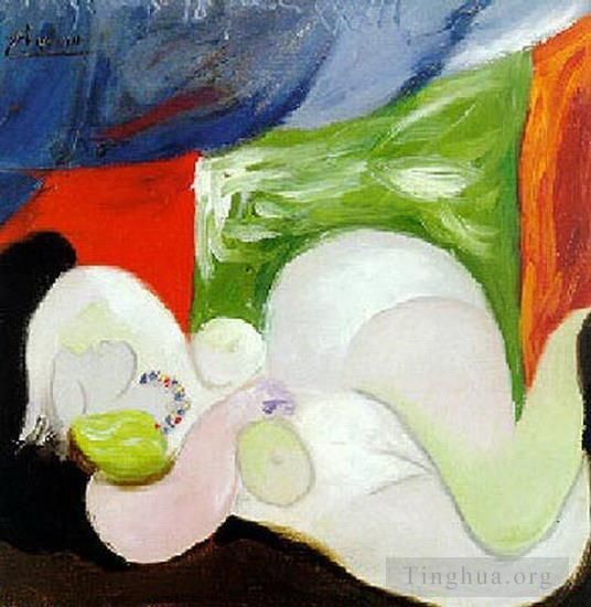 Pablo Picasso's Contemporary Various Paintings - Nu couche au collier 1932
