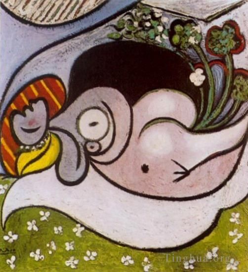 Pablo Picasso's Contemporary Various Paintings - Nu couche aux fleurs 1932