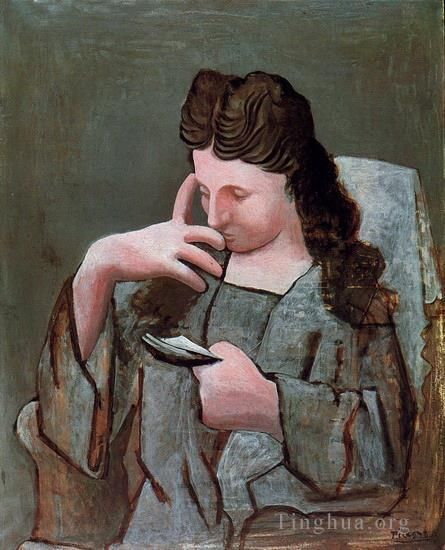 Pablo Picasso's Contemporary Various Paintings - Olga lisant assise dans un fauteuil 1920