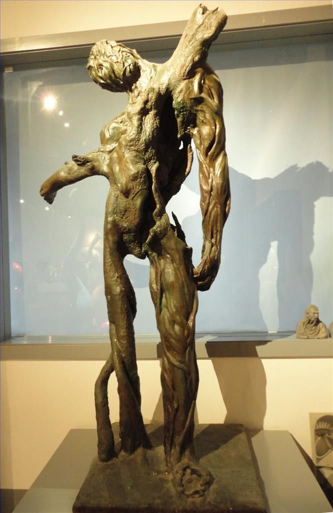 Chen Xiaowen's Contemporary Sculpture - Missing Link
