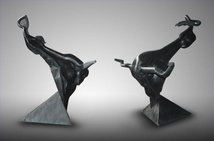 Xie Wenkai's Contemporary Sculpture - East and West of The River