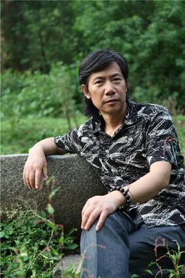 Artist Hu Xuewu